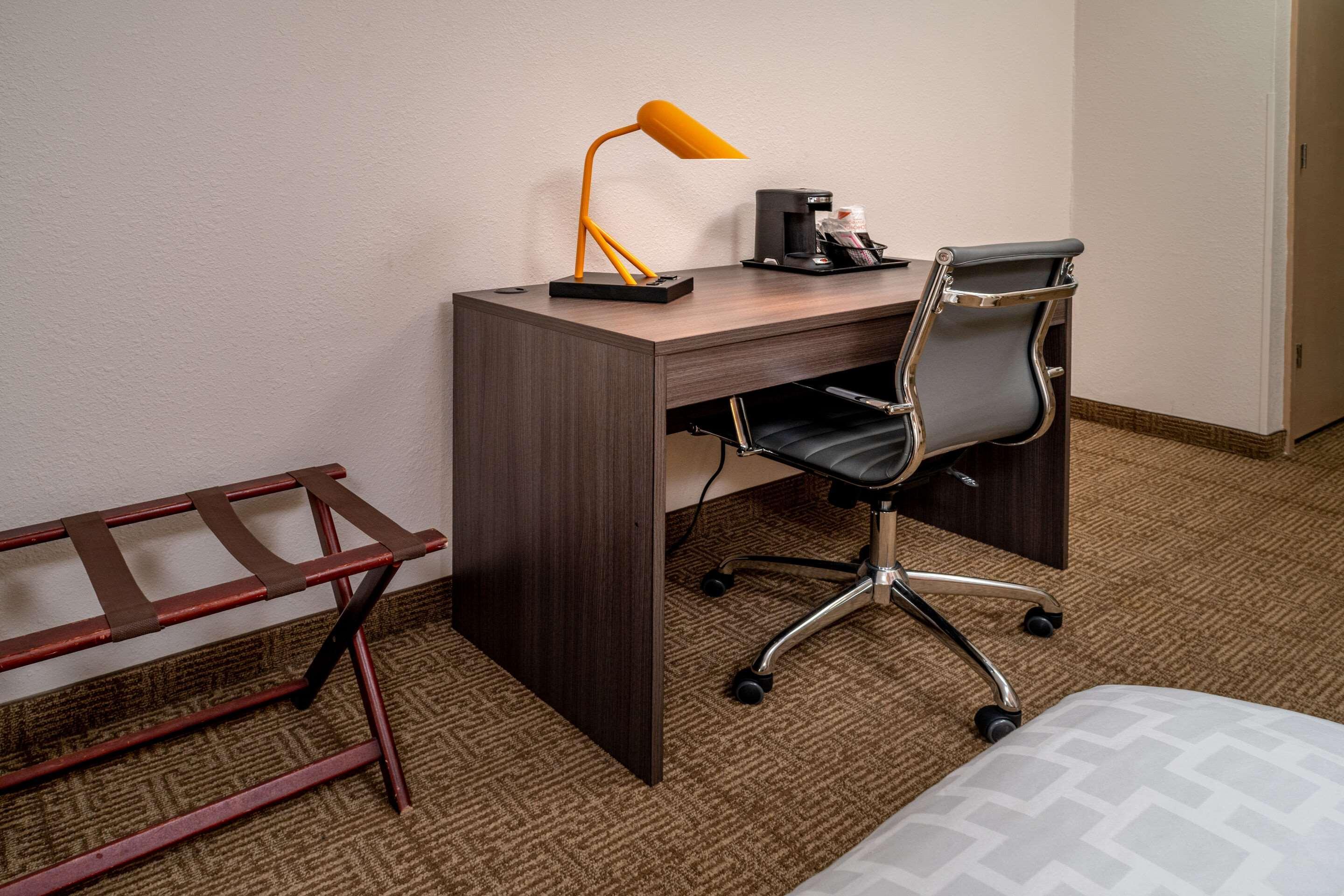 Hotel Clarion Pointe Beckley Esterno foto