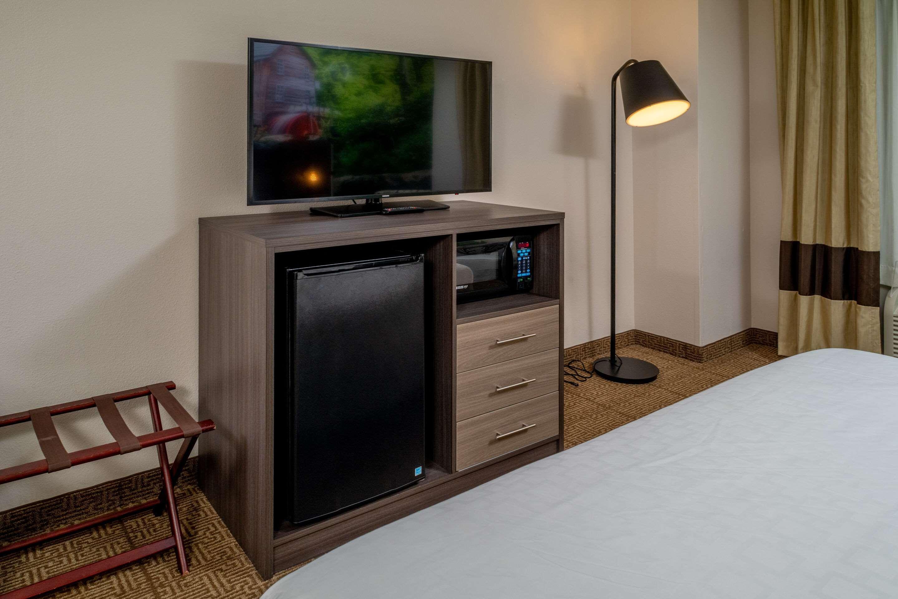 Hotel Clarion Pointe Beckley Esterno foto