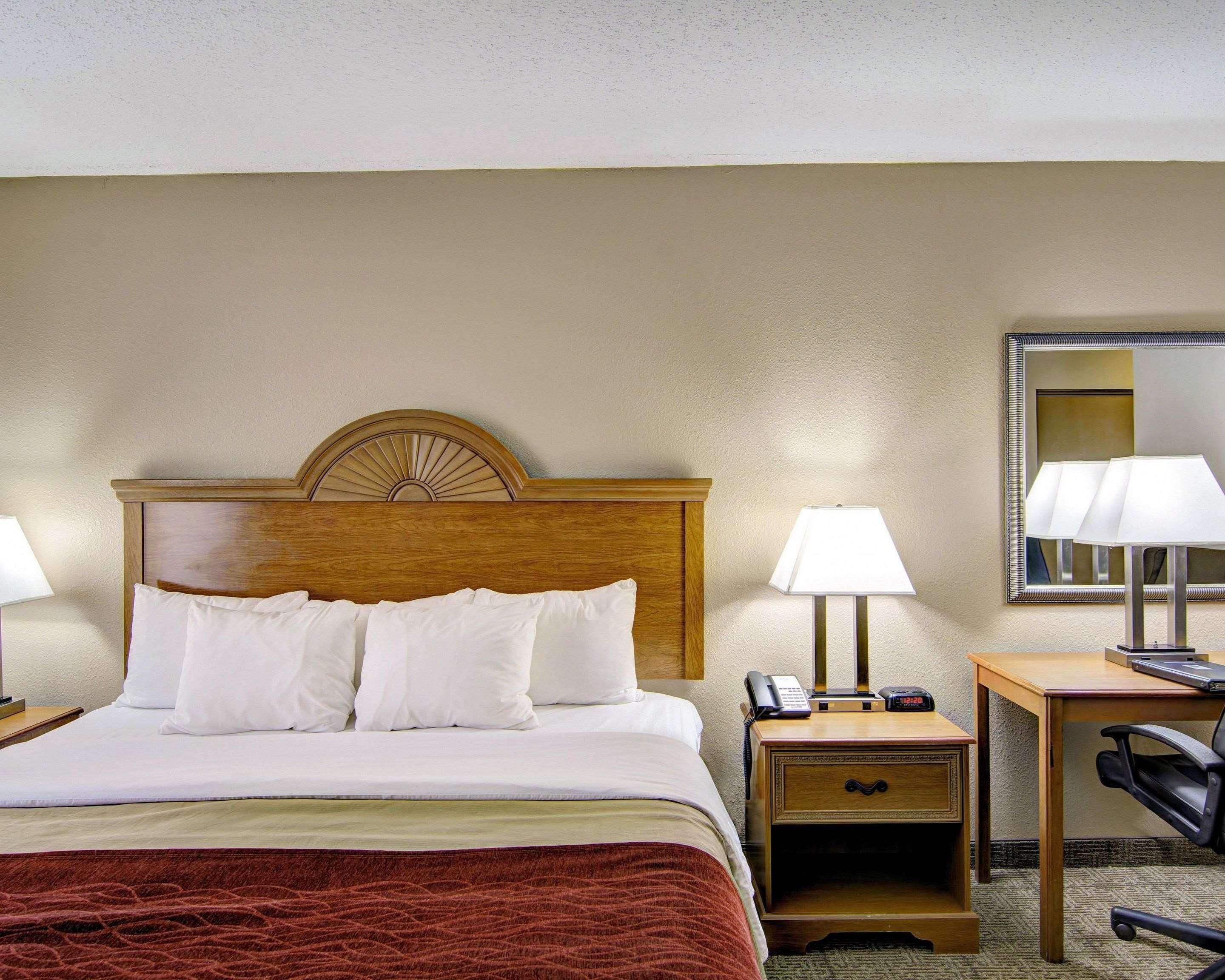 Hotel Clarion Pointe Beckley Esterno foto