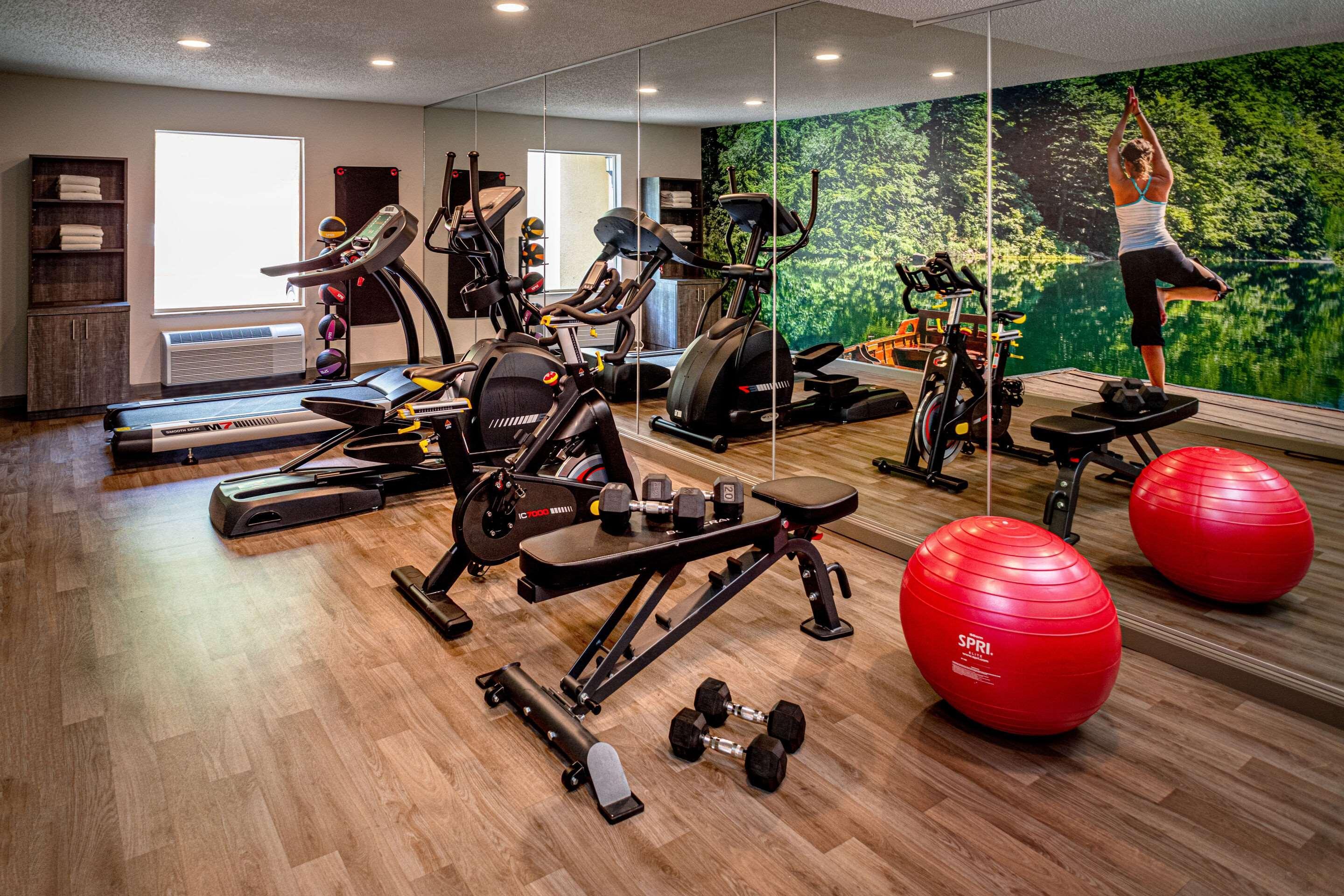 Hotel Clarion Pointe Beckley Esterno foto