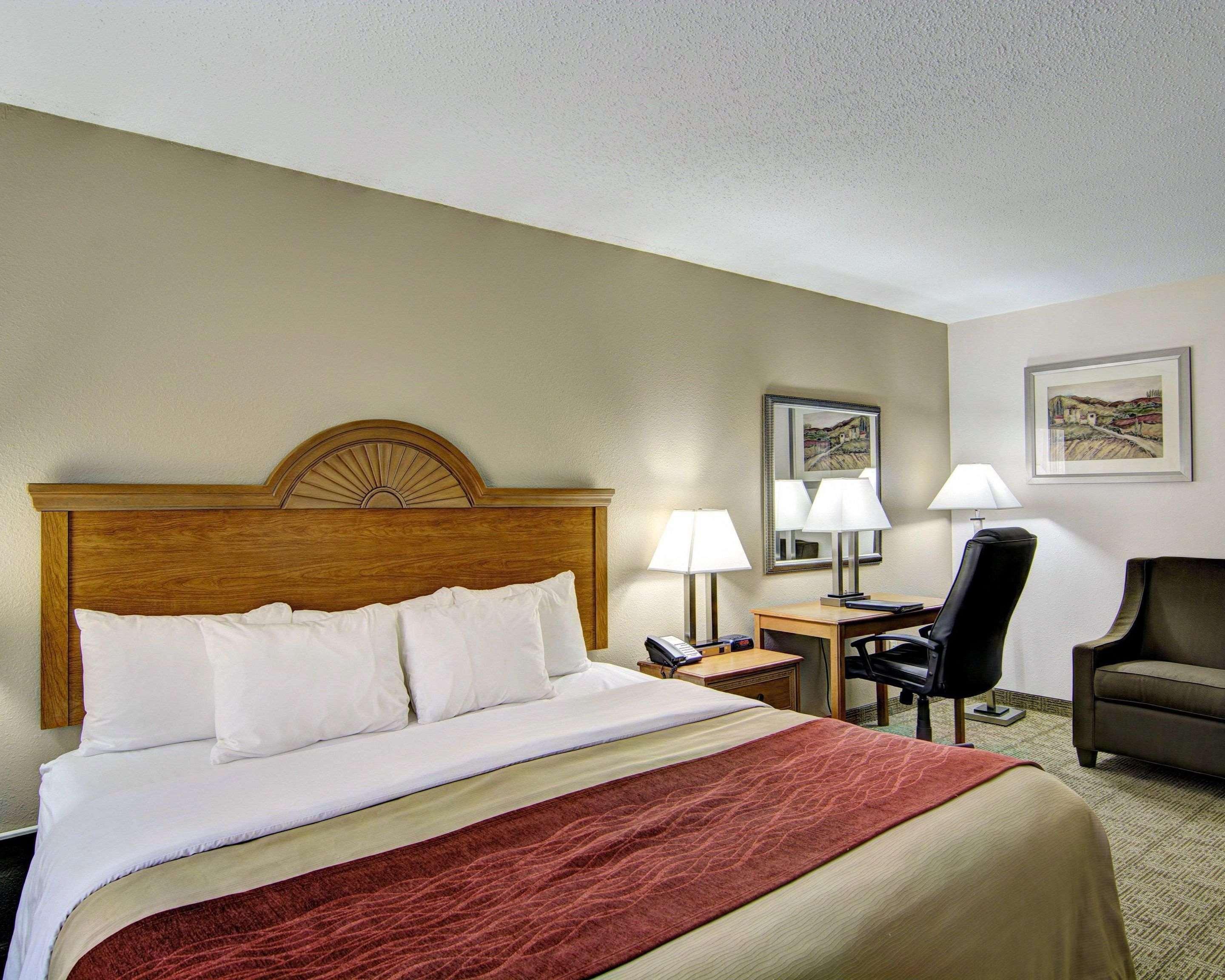 Hotel Clarion Pointe Beckley Esterno foto