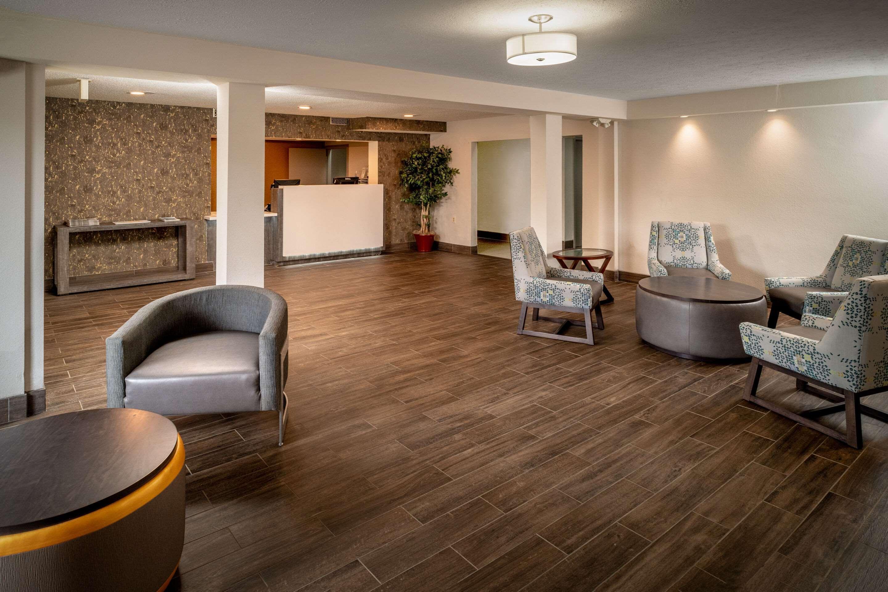 Hotel Clarion Pointe Beckley Esterno foto