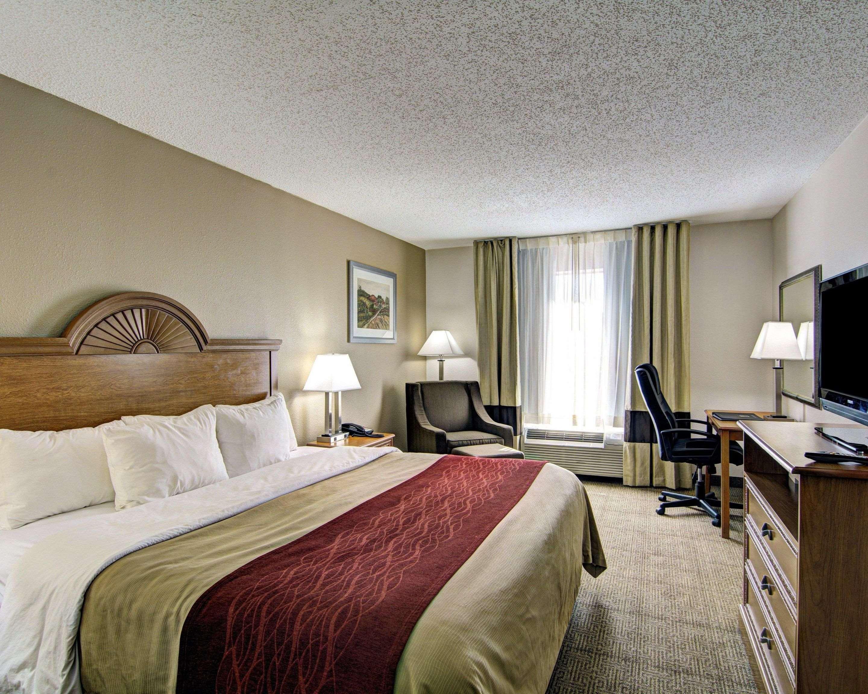 Hotel Clarion Pointe Beckley Esterno foto