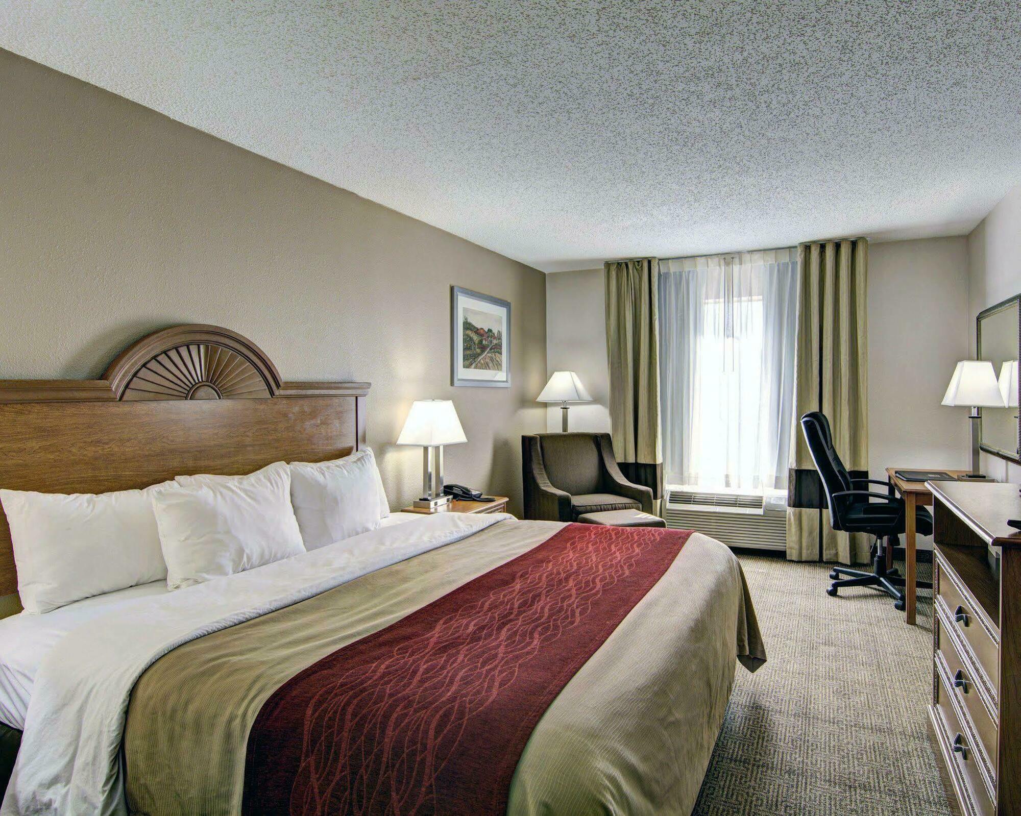 Hotel Clarion Pointe Beckley Esterno foto